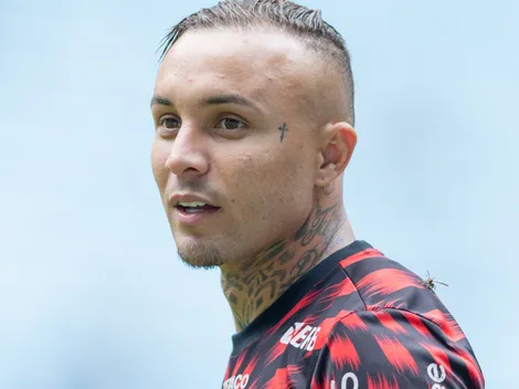 Flamengo 'freia' interesse do Fluminense por Everton Cebolinha