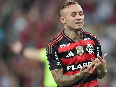 Torcida do Flamengo exalta Everton Cebolinha e pede renovação