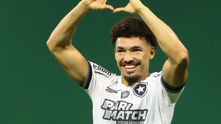 Adryelson pode voltar ao futebol brasileiro
