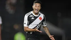 Adson em ação pelo Vasco - Foto: Thiago Ribeiro/AGIF