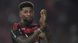 Emerson Royal. Foto: Thiago Ribeiro/AGIF