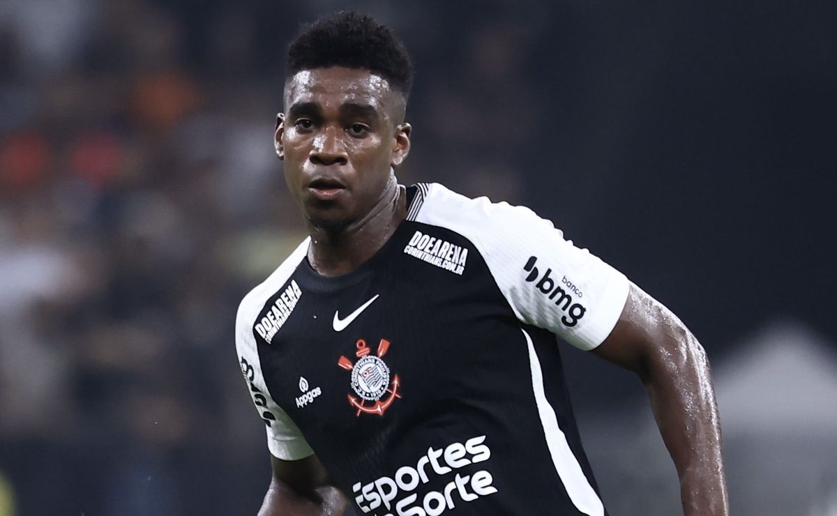 Internacional fica perto de anunciar Félix Torres por empréstimo em negociação com o Corinthians