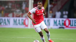 Fernando, ex-jogador do Internacional, durante partida contra o Avenida no estadio Beira-Rio pelo campeonato Gaucho 2025. Foto: Maxi Franzoi/AGIF