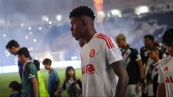 Vitão, zagueiro do Inter em partida pelo campeonato brasileiro (Foto: Ricardo Duarte / Internacional)