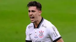 Danilo Avelar atuando como jogador do Corinthians. Foto: Marcello Zambrana/AGIF