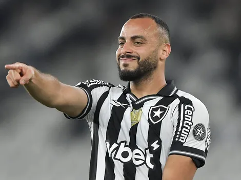 Marçal acredita que pré-temporada pode impulsionar Arthur Cabral no Botafogo