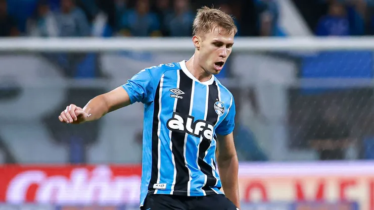Ronald será negociado pelo Imortal