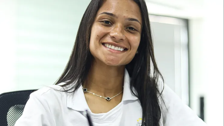 Samara segue no Santos até 2027 - Foto: Reinaldo Campos/Santos FC