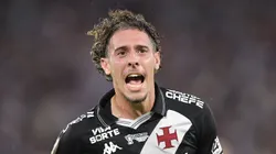 Nuno Moreira jogador do Vasco comemora seu gol durante partida contra o Corinthians no estádio Maracanã pelo campeonato Copa Do Brasil 2025