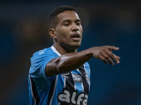 Grêmio encaminha empréstimo de João Lucas para o Remo