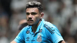 Tiquinho Soares, atacante do Santos