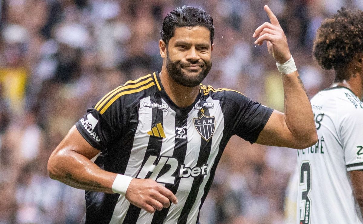 Fluminense segue confiante na contratação de Hulk e diretor diz: “A tentativa é um atacante e um meia”