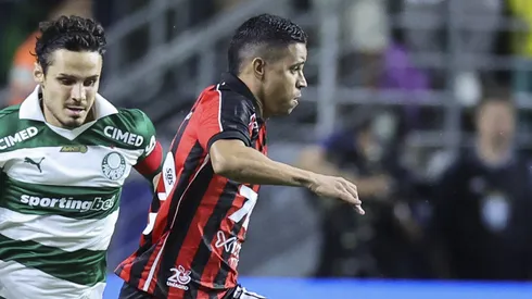 Erick, atacante do Vitória em partida pelo campeonato brasileiro (Foto: Alexandre Schneider/Getty Images)