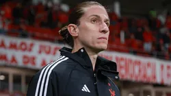 Vitorioso em 2025, Filipe Luís continua no comando do Flamengo para 2026