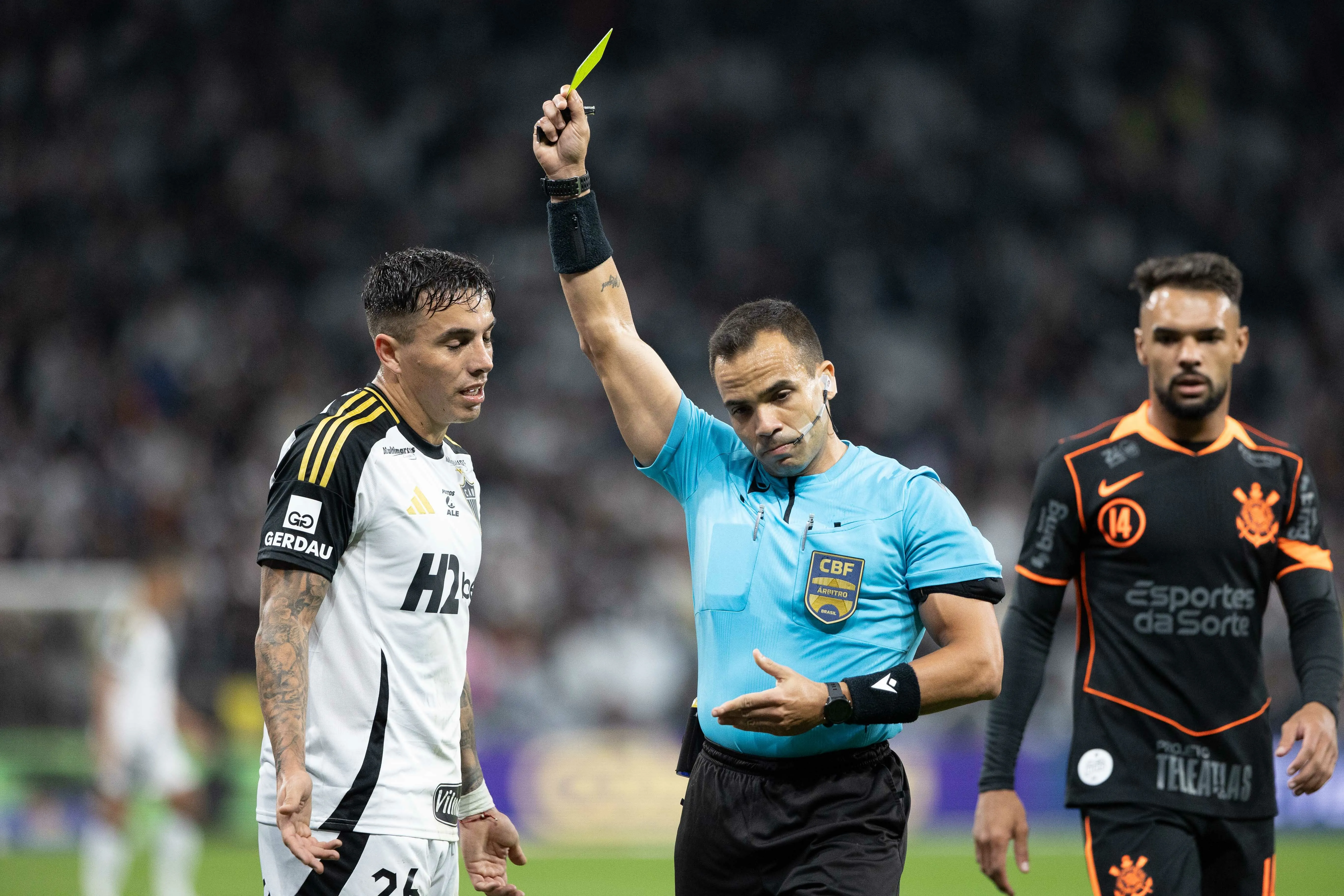 Saravia em partida contra o Corinthians. Foto: Joisel Amaral/AGIF