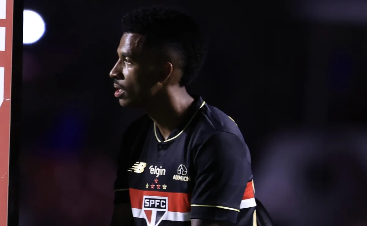 Flamengo aguarda cláusula do São Paulo para avançar por Marcos Antônio