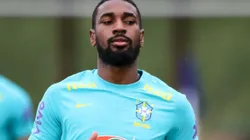 Zenit pede muito pelo meio-campista. Foto: Fernando Moreno/AGIF