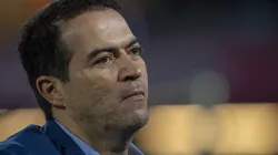 Marcelo Paz vai definir se o lateral vai para o Corinthians.