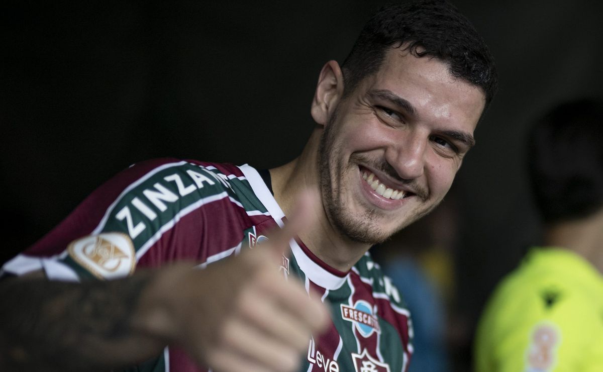 Fluminense avança na contratação de Nino, mas Zenit pode liberar o zagueiro apenas na próxima janela