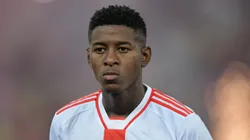 Vitão é oficialmente do Flamengo. Foto: Thiago Ribeiro/AGIF