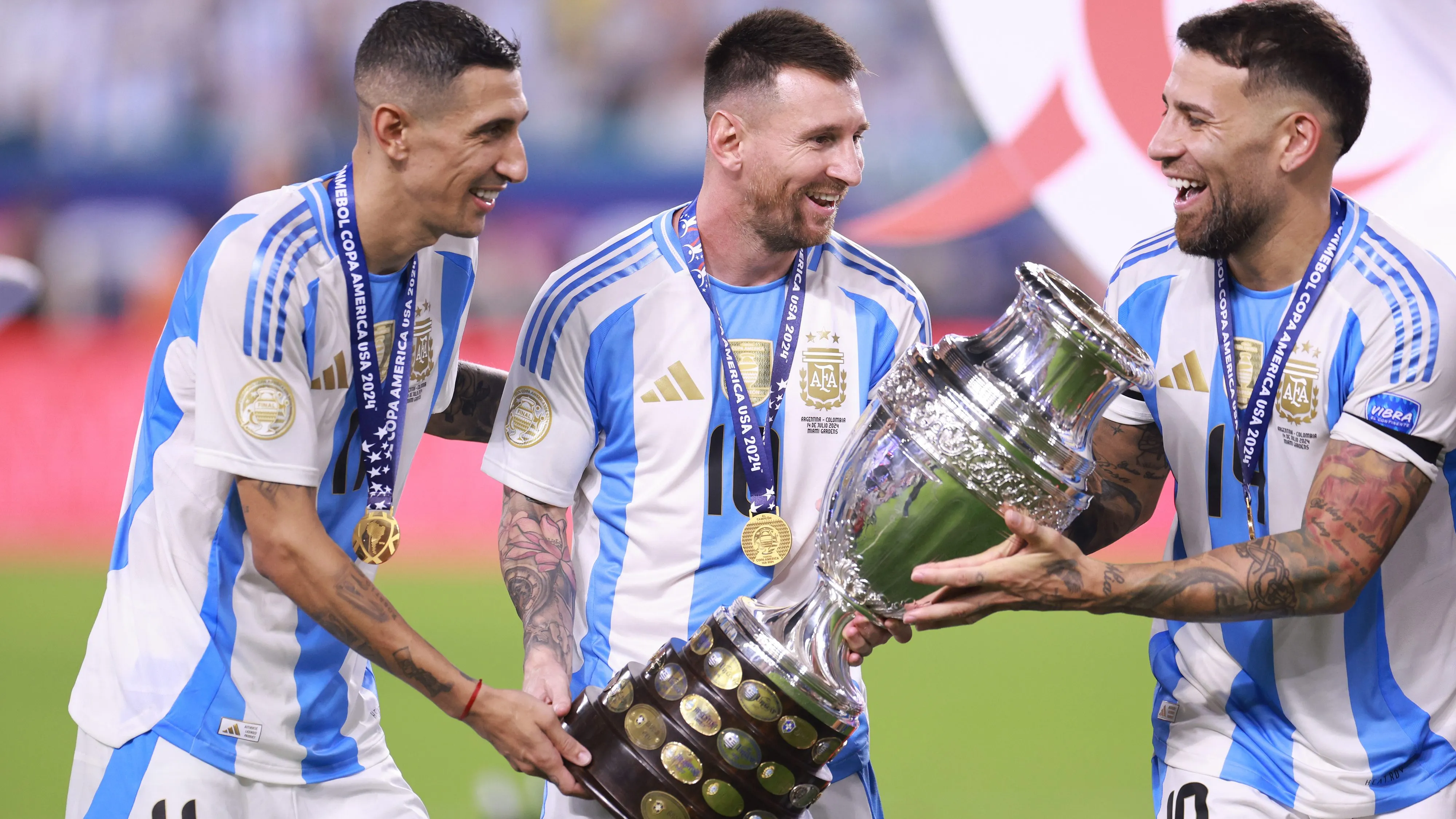 Di Maria, Messi e Otamendi. (Photo by Carmen Mandato/Getty Images)