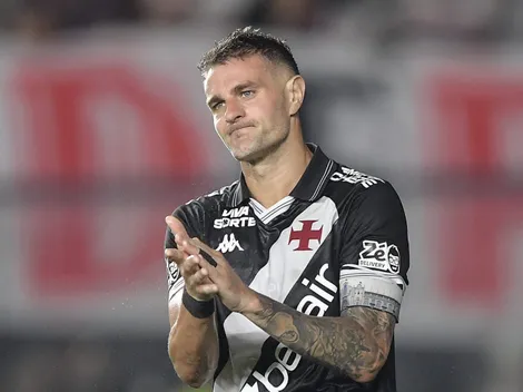 Diretor do Vasco explica situação de Vegetti e nega propostas