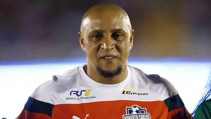 SP - Ribeirao Preto - 28/12/2017 - Amistoso Roberto Carlos entre Amigos - Roberto Carlos, durante amistoso beneficente organizado pelo ex-jogador, realizado no estádio Santa Cruz. Foto: Thiago Calil/AGIF