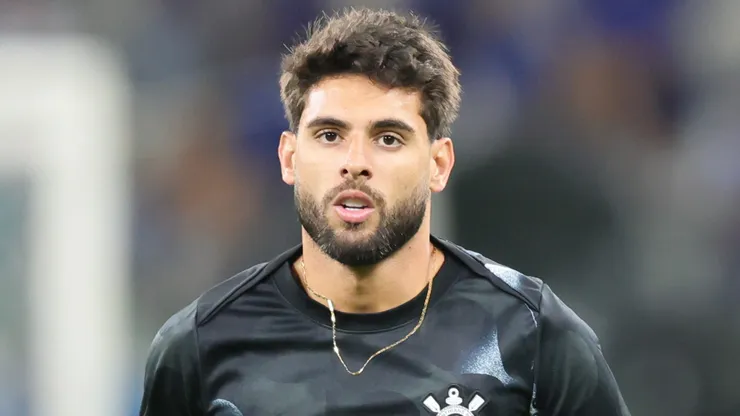 Yuri Alberto jogador do Corinthians durante aquecimento antes da partida contra o Cruzeiro no estádio Mineirão pelo campeonato Brasileiro A 2025.