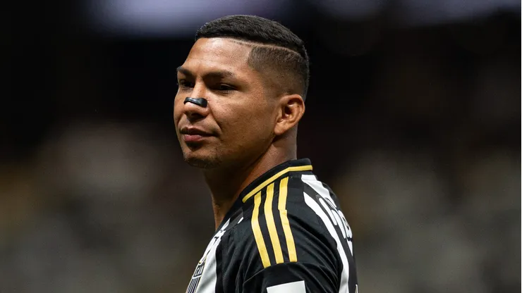 Rony se reapresentou normalmente na Cidade do Galo e desconversou sobre saída para o Santos
