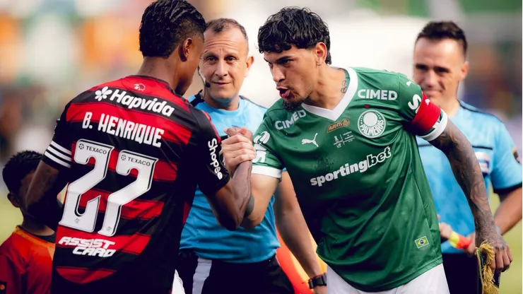 Gustavo Gómez e Bruno Henrique na decisão da Libertadores no Monumental de Lima, no Peru. Foto: Adriano Fonte/Flamengo