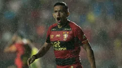 Igor Carius jogador do Sport durante a partida contra o Mirassol na Ilha do Retiro em Recife (PE), pelo Campeonato Brasileiro A 2025. Foto: Marlon Costa/AGIF