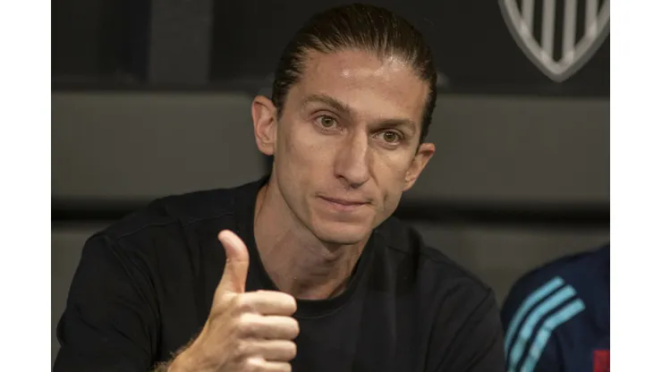Filipe Luis técnico do Flamengo durante partida contra o Atletico-MG na Arena MRV. Foto: Fernando Moreno/AGIF