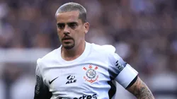 Fagner em campo pelo Corinthians. Foto: Marcello Zambrana/AGIF