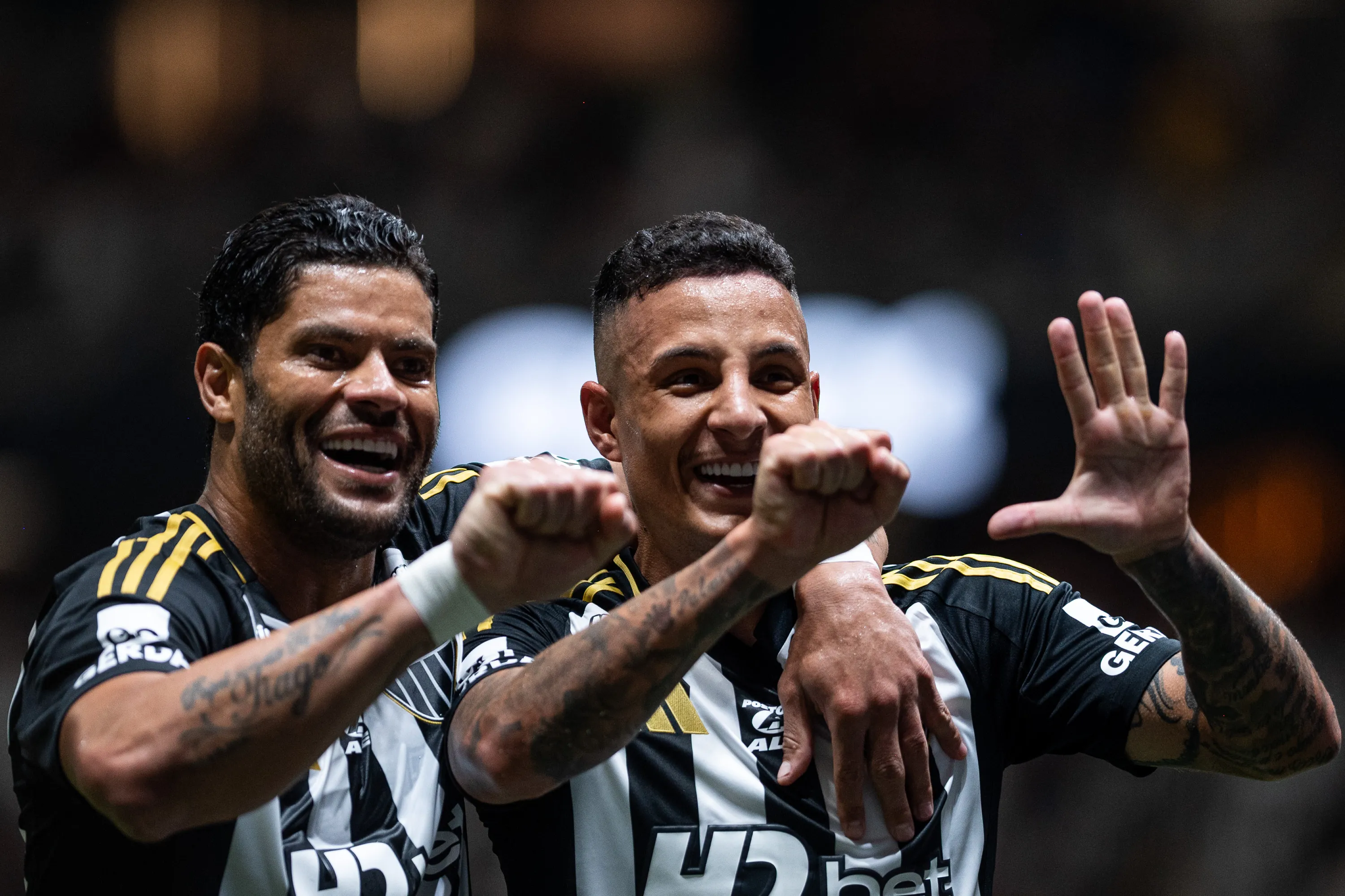 Hulk pode chegar junto com Arana ao Fluminense. Foto: Alessandra Torres/AGIF