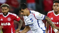 Lucas Villalba do Nacional atuando pela Copa Libertadores. (Photo by Pedro H. Tesch/Getty Images)