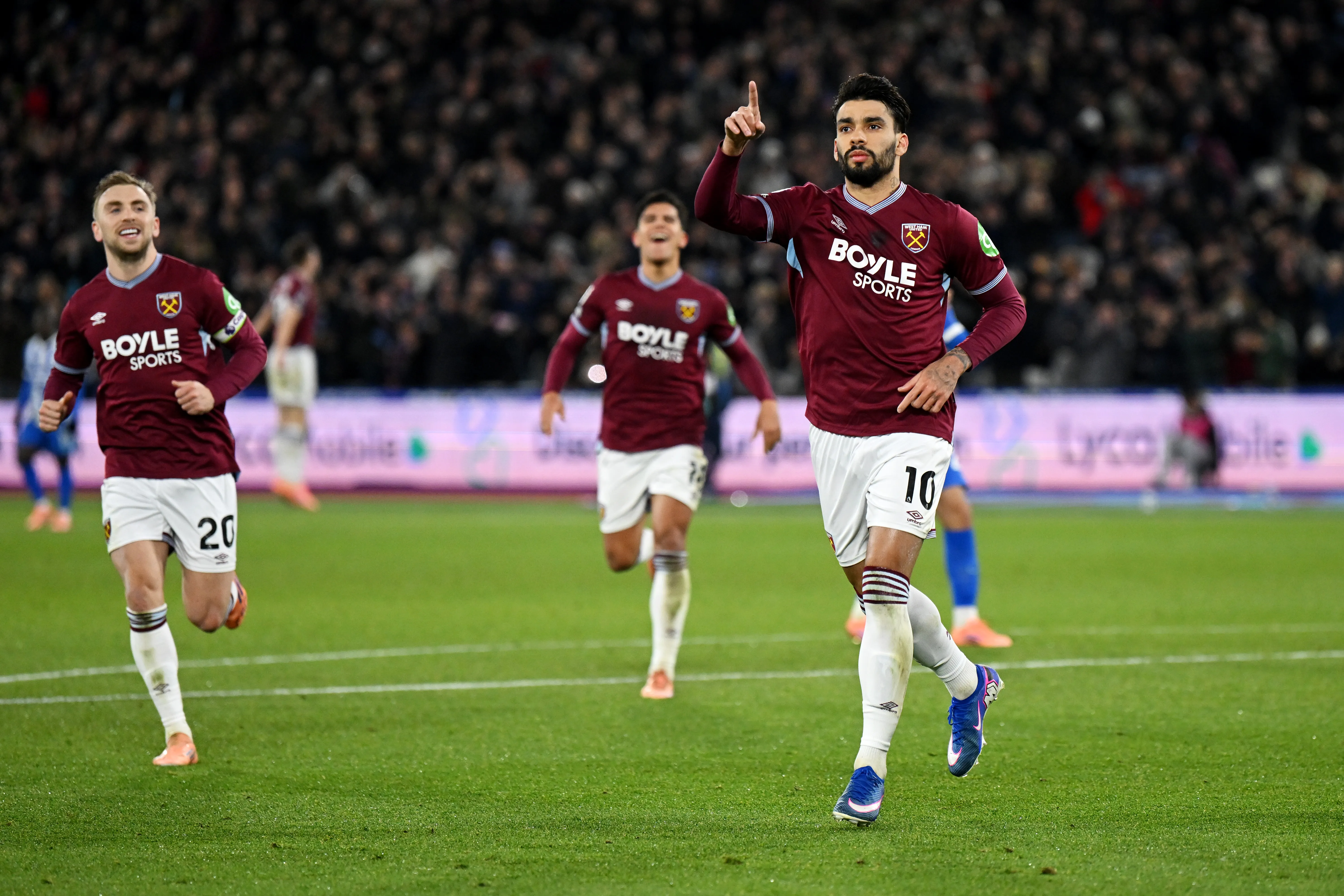 West Ham já teria aceitado negociar saída de Paquetá na janela. Foto: Mike Hewitt/Getty Images.