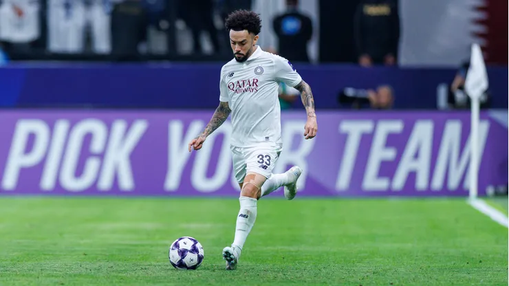 Claudinho pelo Al Sadd. (Photo by Abdullah Ahmed/Getty Images)