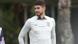 Pedro Raul, do Corinthians, é um dos alvos do Internacional - Foto: Reinaldo Campos/AGIF