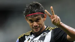 Gustavo Scarpa em campo pelo Galo. Foto: Gilson Lobo/AGIF