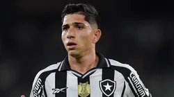 Savarino jogador do Botafogo durante partida contra o Vasco. Foto: Thiago Ribeiro/AGIF