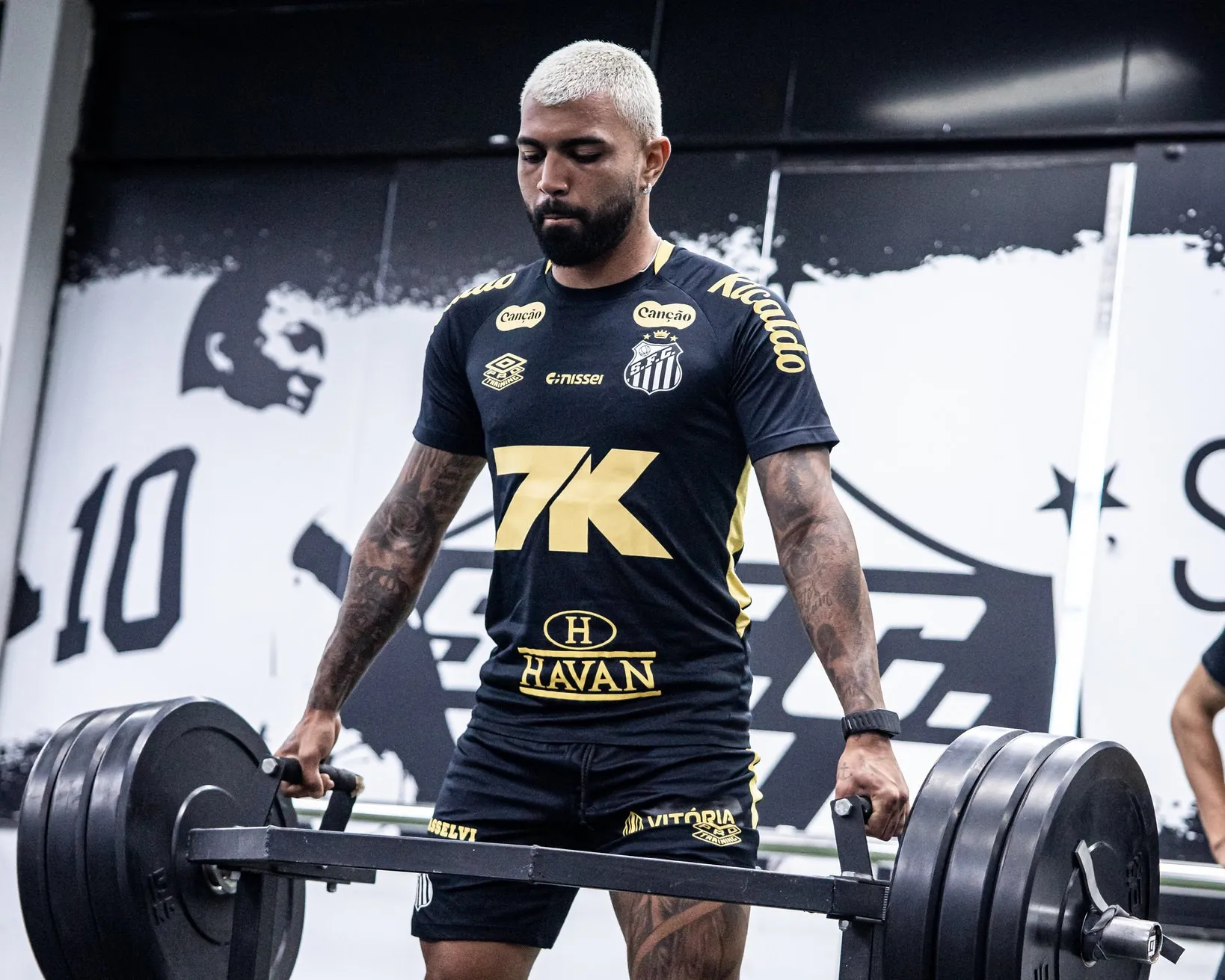 Gabigol durante treino no Santos. Fotos: Raul Baretta/Santos FC