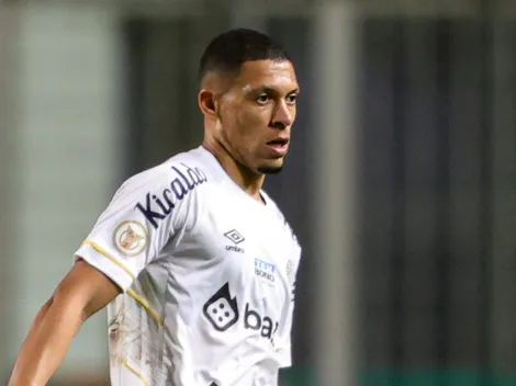Alex Nascimento retorna de empréstimo e pode ficar no Santos