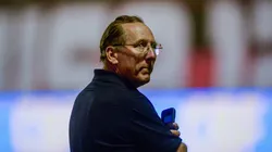 John Textor dono da SAF do Botafogo antes da partida contra o Vitoria no estadio Barradao pelo campeonato Brasileiro A 2024. Foto: Jhony Pinho/AGIF