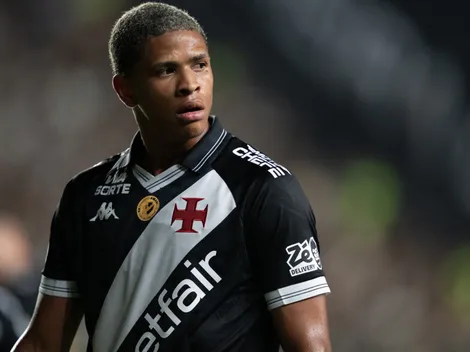 Barros, do Vasco, recebe sondagens no mercado da bola