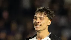 Breno Bidon em campo com a camisa do Corinthians.