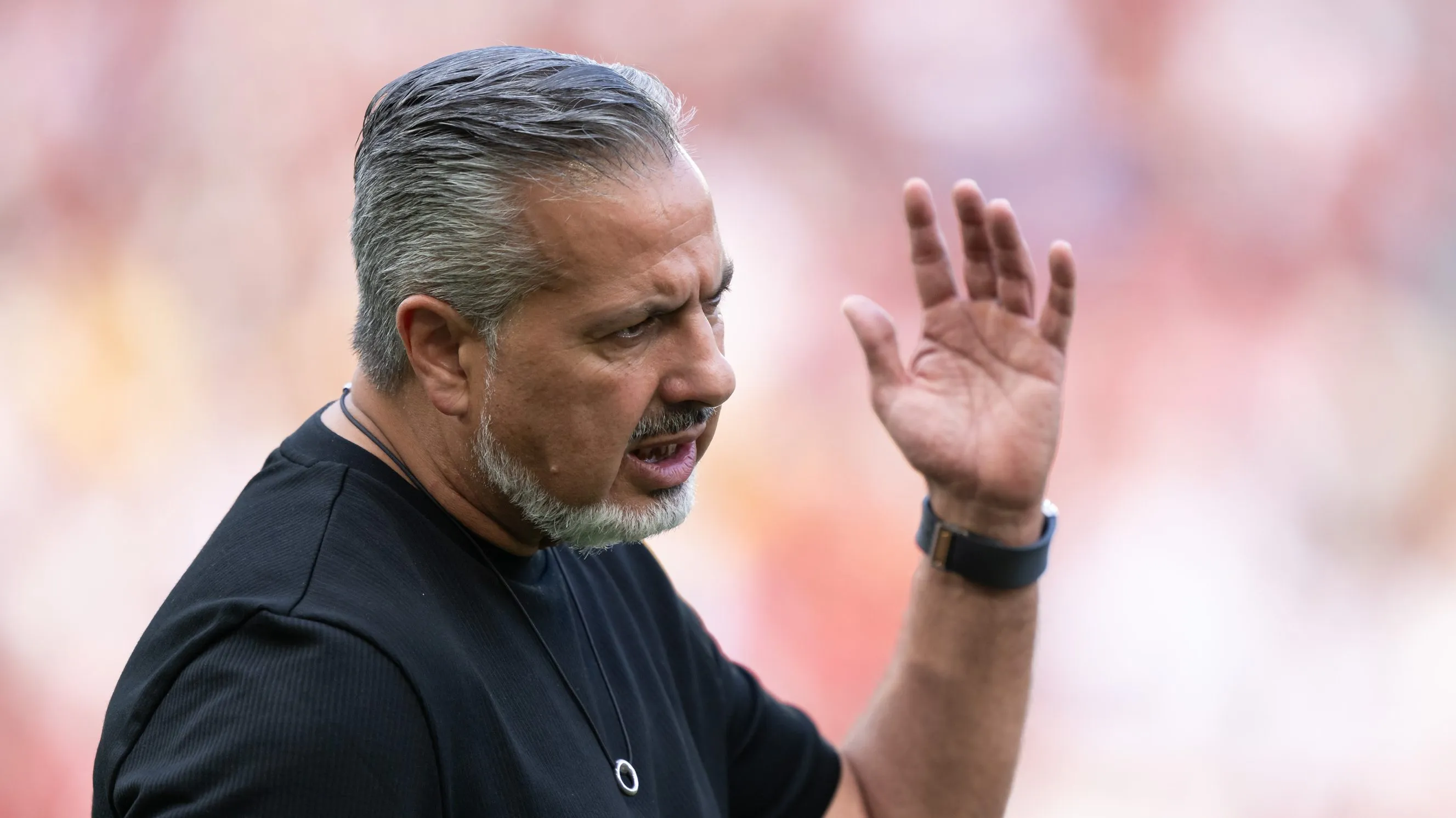 Boto segue de olho no mercado da bola do Flamengo