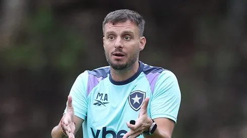 Martin Anselmi, no Botafogo. Foto: Vitor Silva/Botafogo.