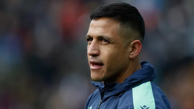 Alexis Sánchez não deve jogar no Internacional.