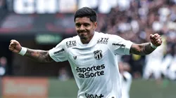 Galeano jogador do Ceará comemora seu gol durante partida contra o Corinthians. Foto: Fabio Giannelli/AGIF