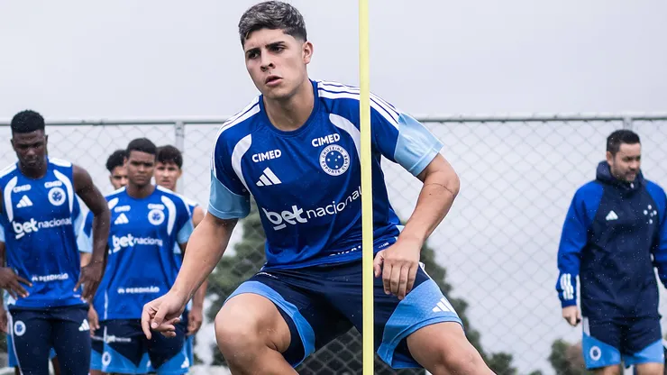 Cruzeiro treinou em dois períodos visando a estreia no Campeonato Mineiro